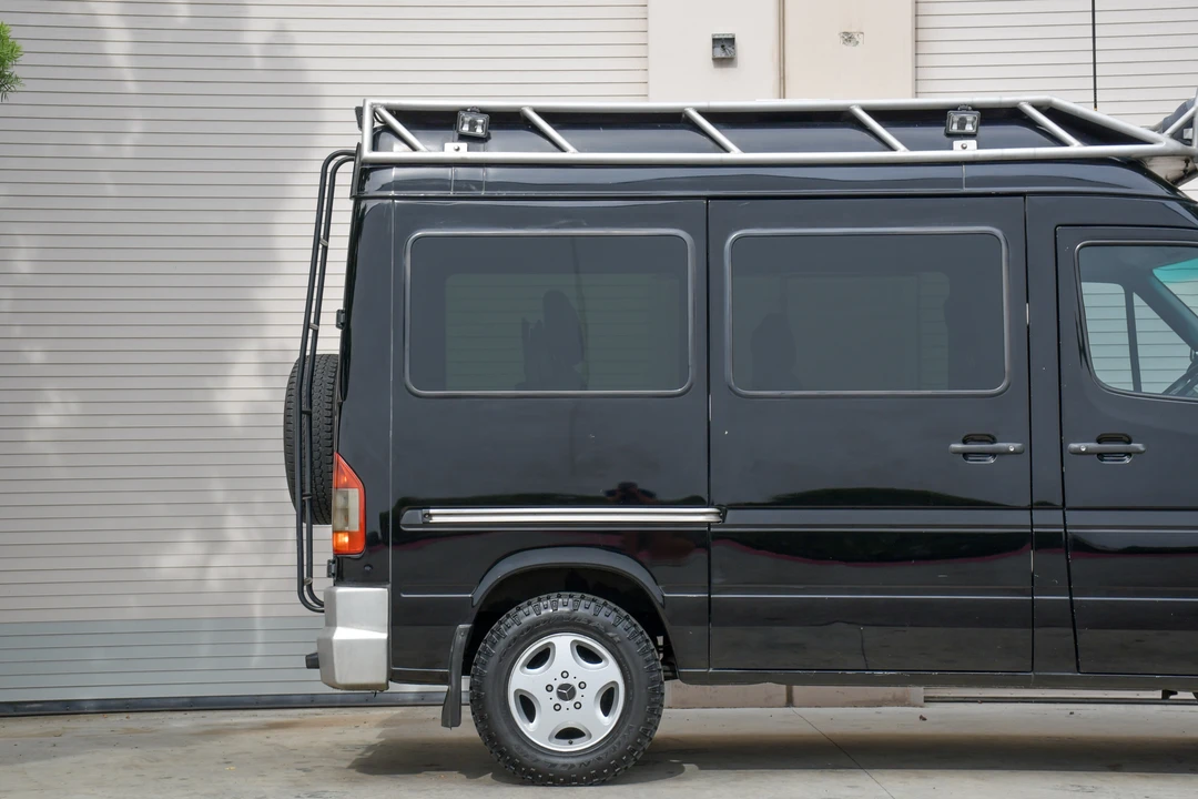2004 Mercedes-Benz T1N Sprinter - Image 17 of 31