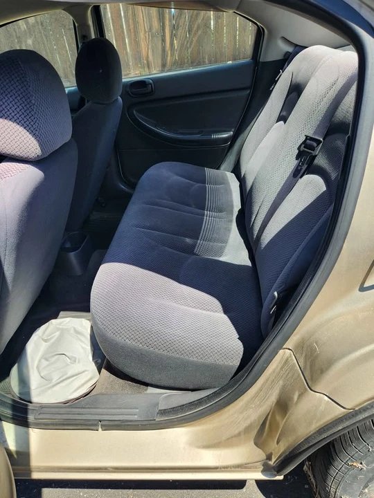 2004 Dodge Stratus - Image 2 of 6