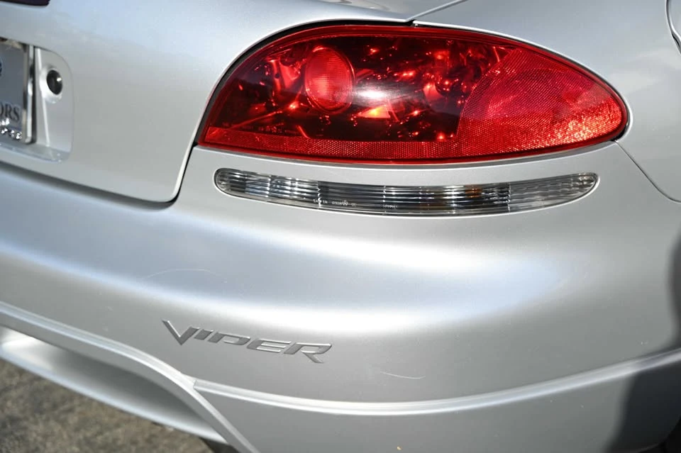 2004 Dodge Viper 3rd Gen - Image 6 of 18