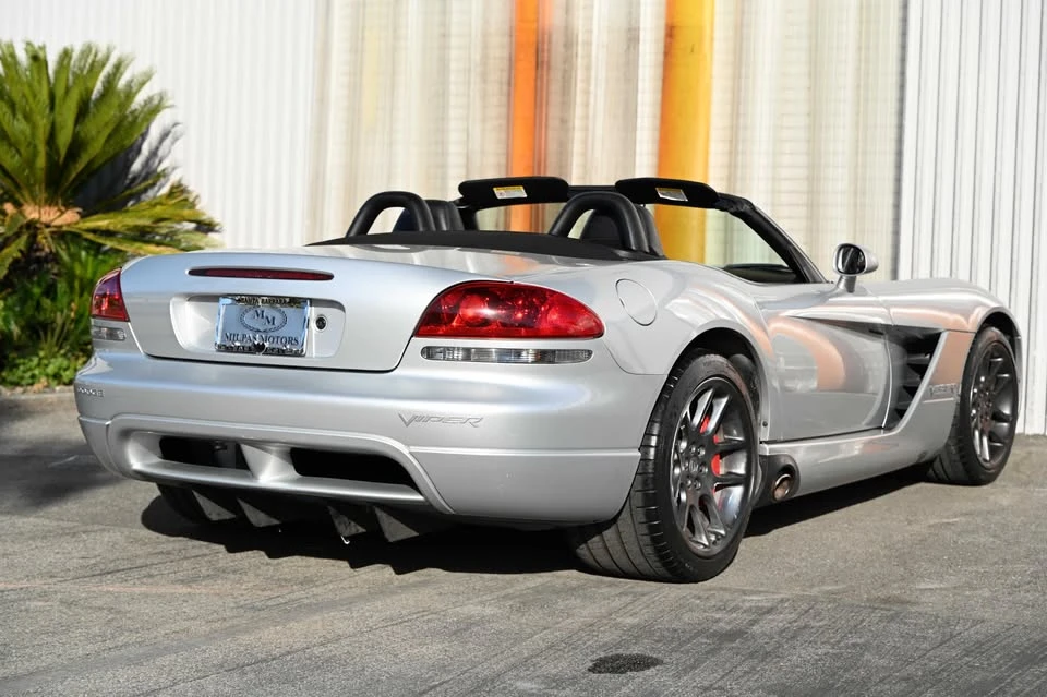 2004 Dodge Viper 3rd Gen - Image 5 of 18
