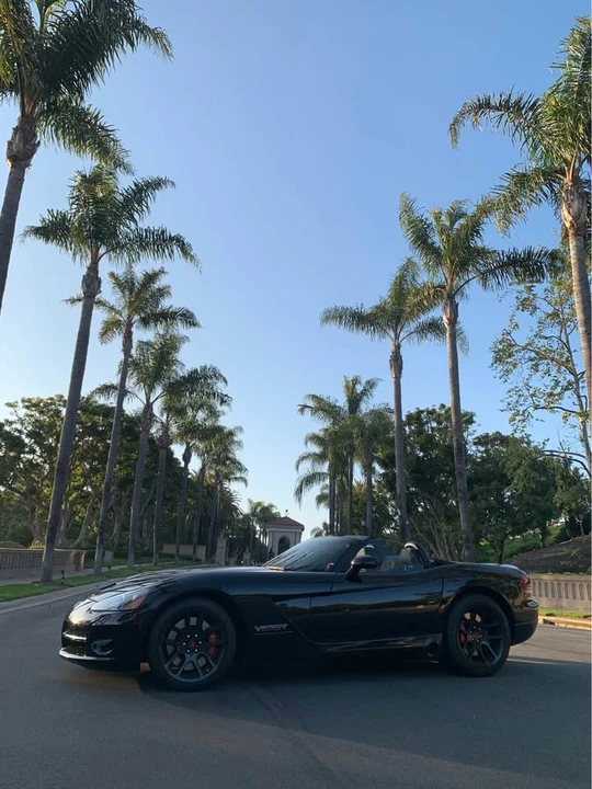 2004 Dodge Viper 3rd Gen - Image 2 of 6