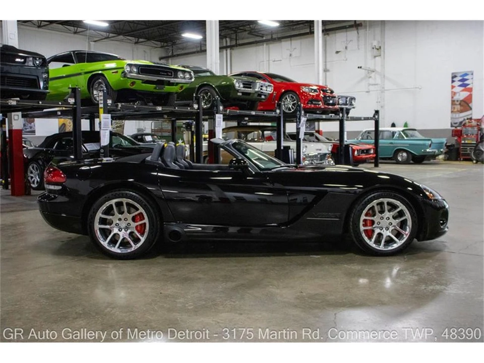 2004 Dodge Viper 3rd Gen - Image 9 of 31