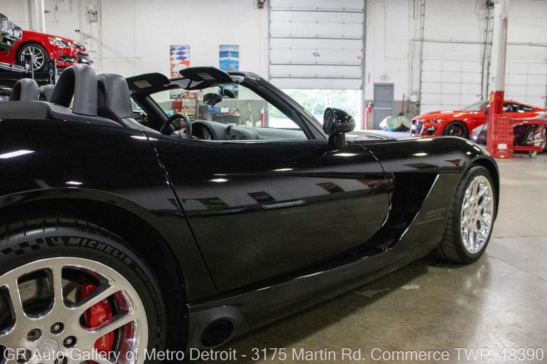 2004 Dodge Viper 3rd Gen - Image 9 of 31