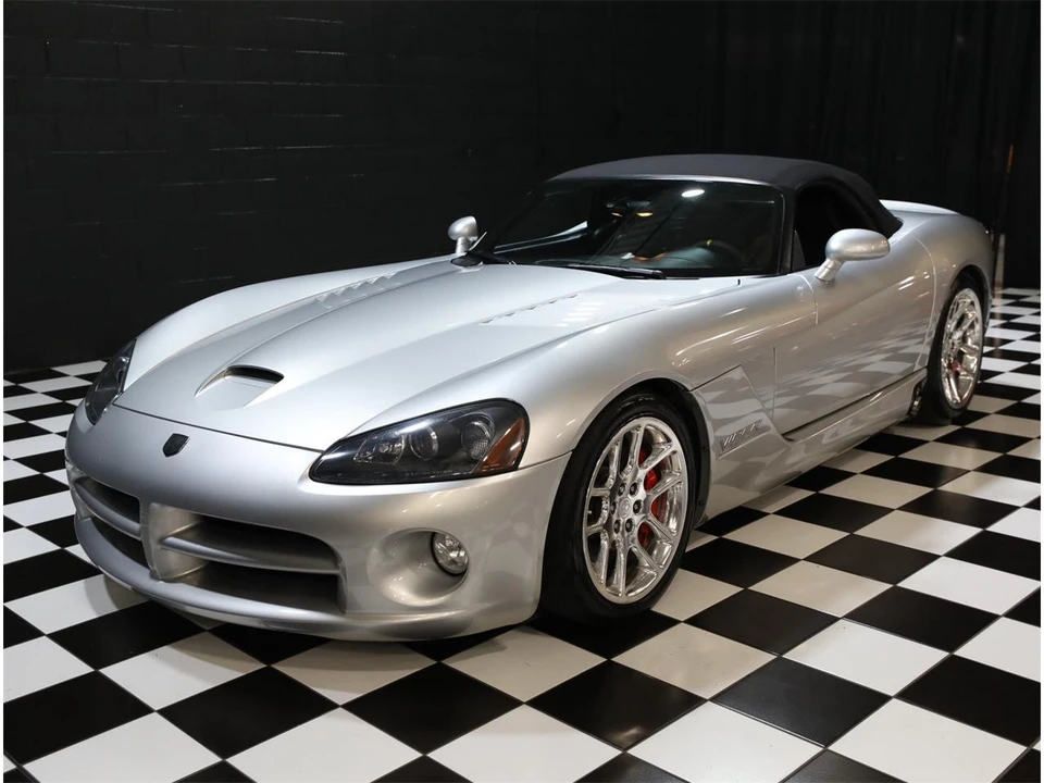 2004 Dodge Viper 3rd Gen - Image 5 of 31