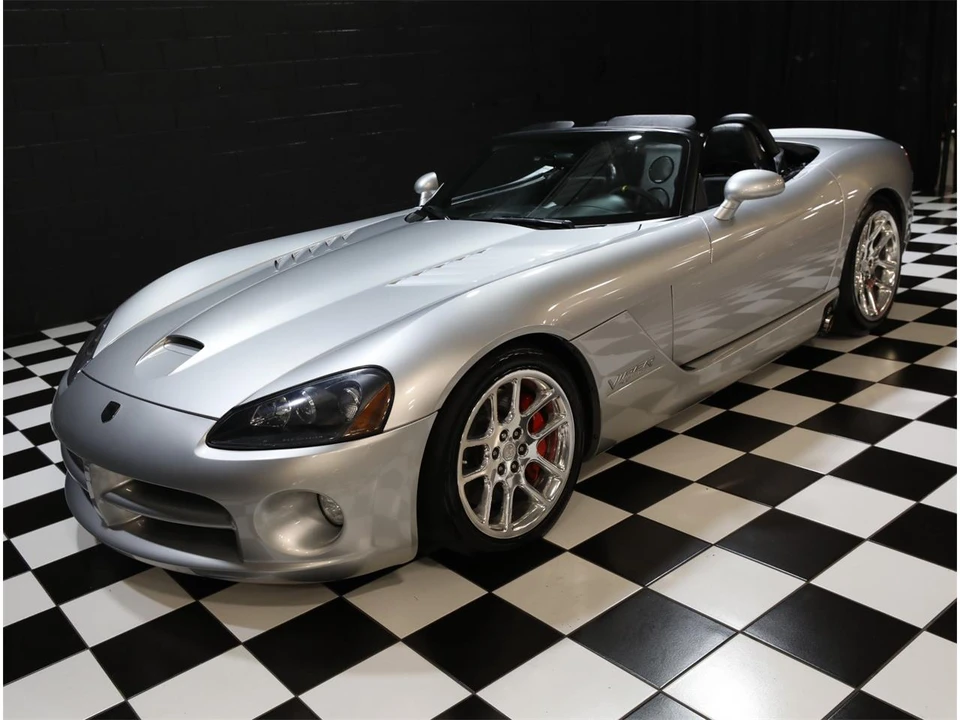 2004 Dodge Viper 3rd Gen - Image 14 of 31