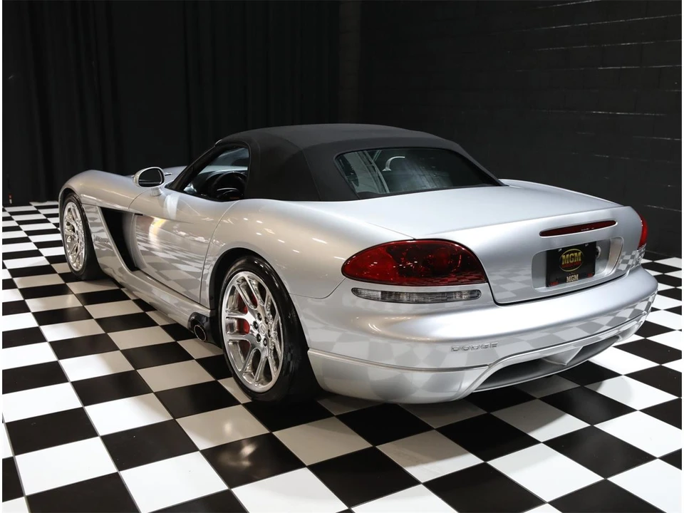 2004 Dodge Viper 3rd Gen - Image 7 of 31