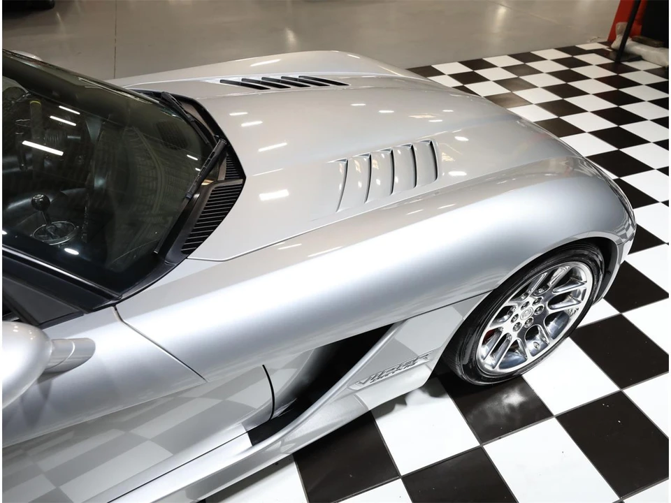 2004 Dodge Viper 3rd Gen - Image 24 of 31