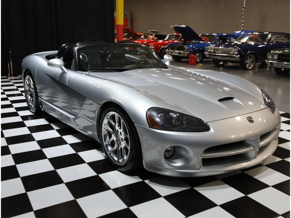 2004 Dodge Viper 3rd Gen - Image 20 of 31