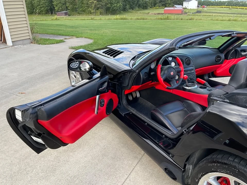 2004 Dodge Viper 3rd Gen - Image 6 of 12