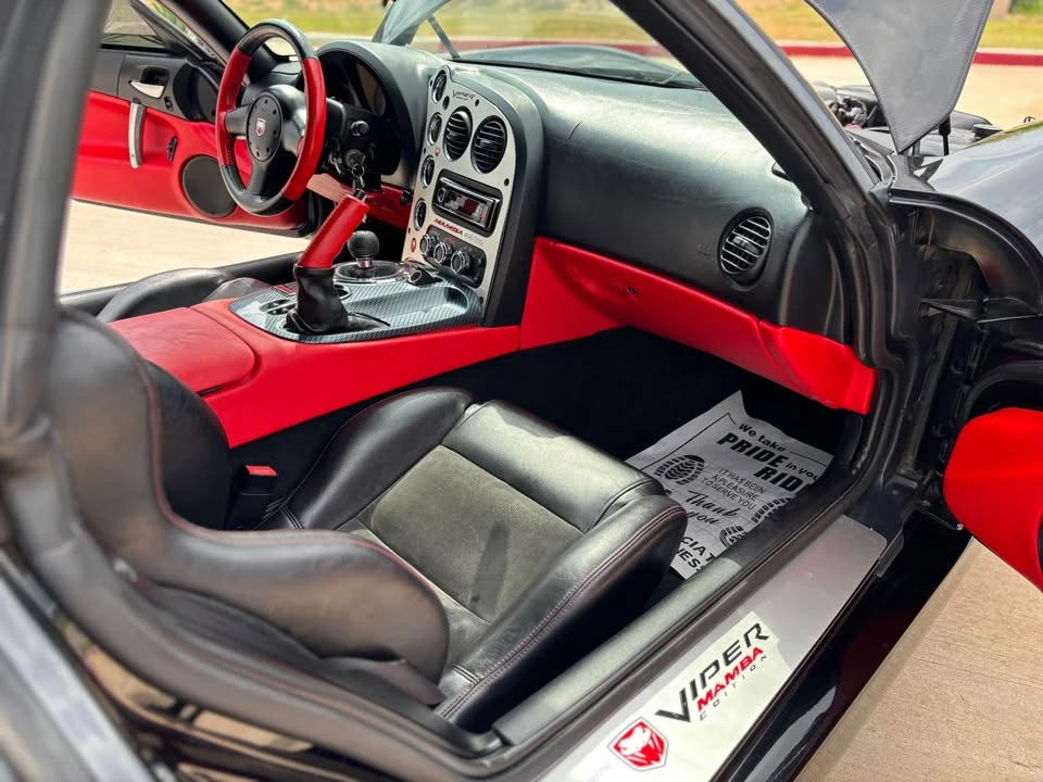 2004 Dodge Viper 3rd Gen - Image 11 of 15