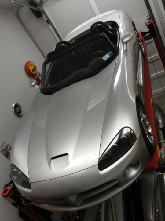 2004 Dodge Viper 3rd Gen - Image 2 of 6