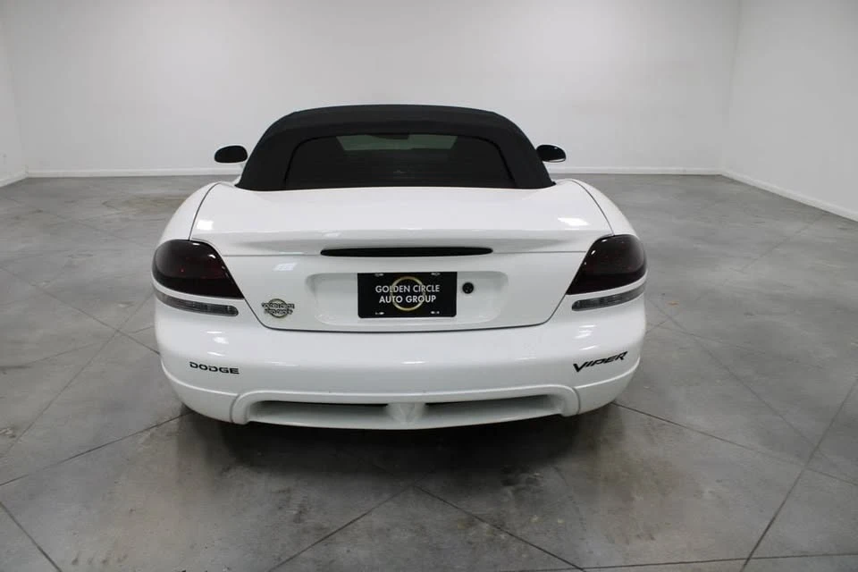 2004 Dodge Viper 3rd Gen - Image 4 of 15