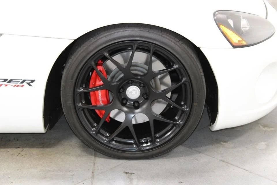 2004 Dodge Viper 3rd Gen - Image 7 of 15