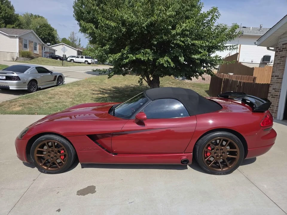 2004 Dodge Viper 3rd Gen - Image 3 of 9