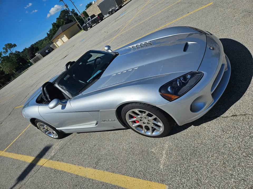 2004 Dodge Viper 3rd Gen - Image 3 of 9