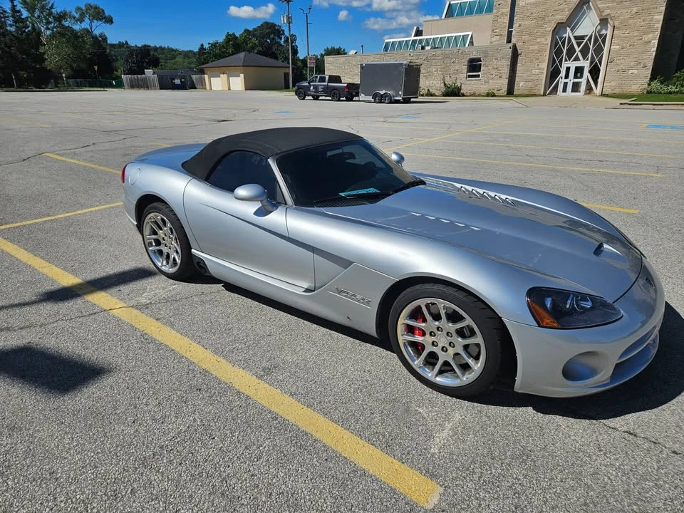 2004 Dodge Viper 3rd Gen - Image 2 of 9