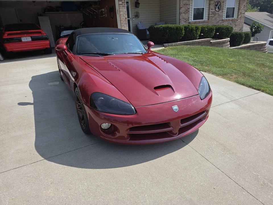 2004 Dodge Viper 3rd Gen - Image 2 of 9