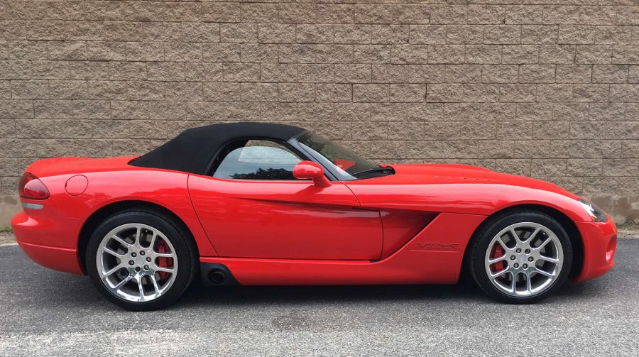 2004 Dodge Viper 3rd Gen - Image 2 of 12