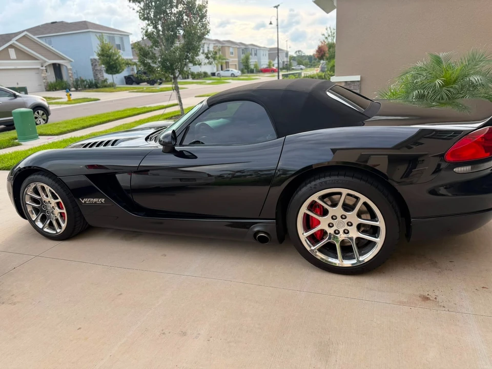2004 Dodge Viper 3rd Gen - Image 12 of 16