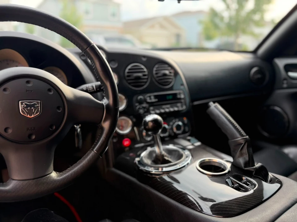 2004 Dodge Viper 3rd Gen - Image 5 of 16