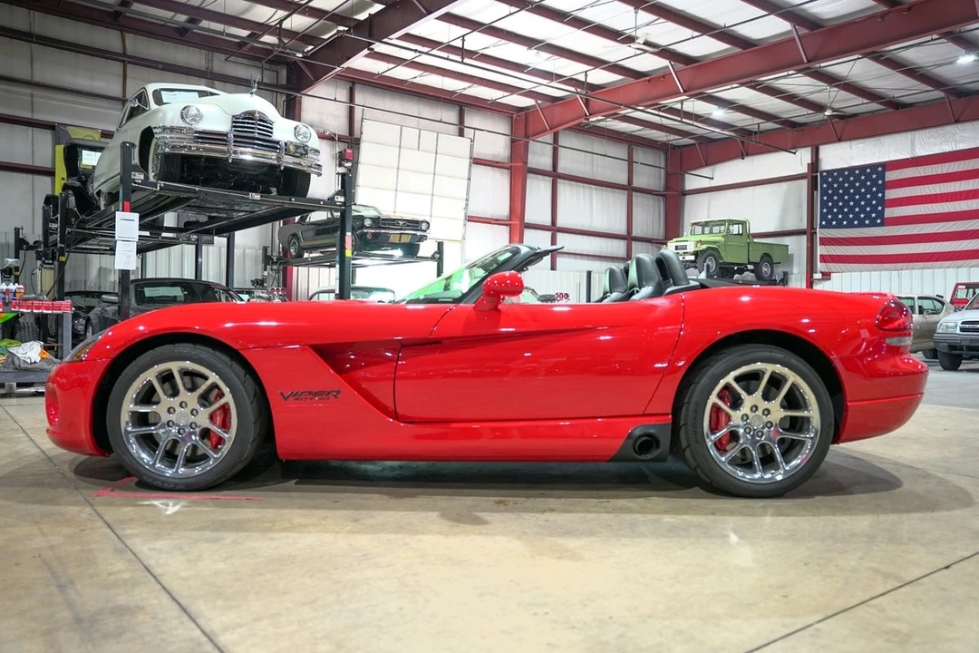2004 Dodge Viper 3rd Gen - Image 4 of 31