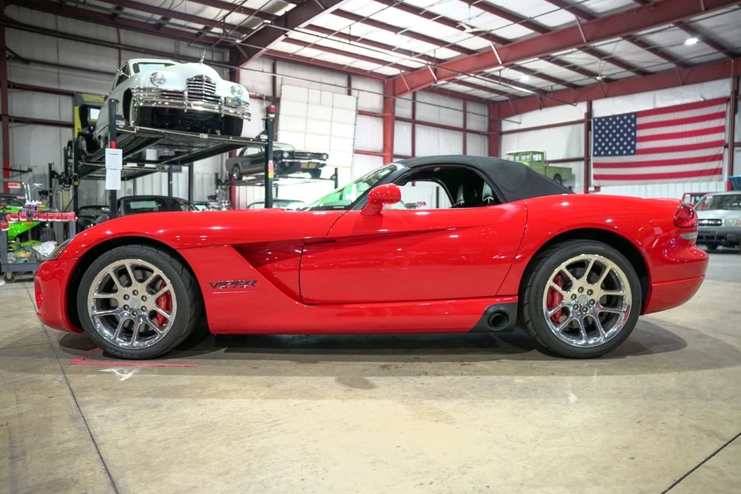2004 Dodge Viper 3rd Gen - Image 19 of 31