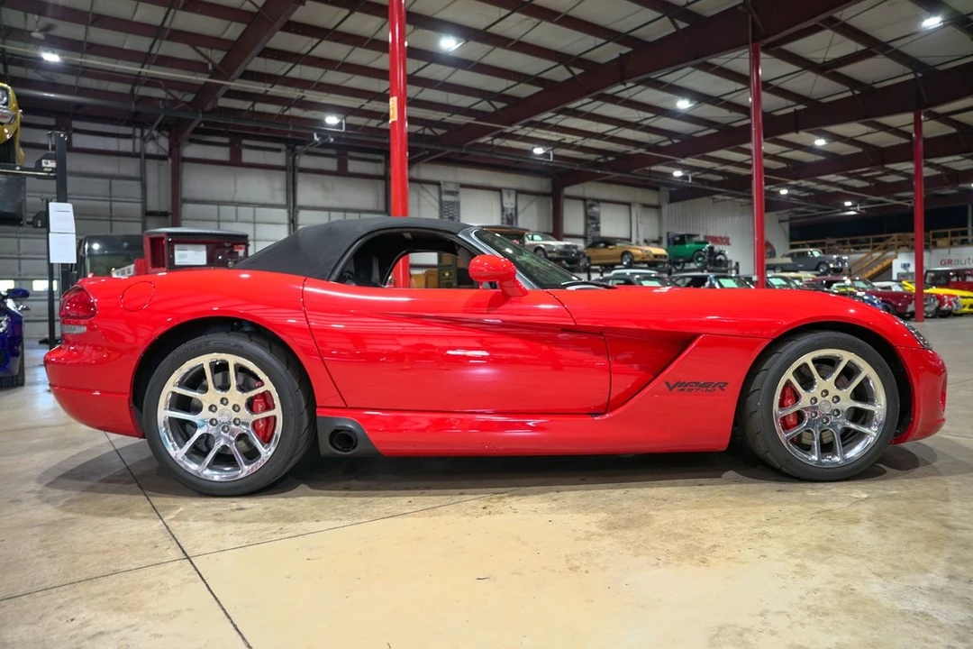 2004 Dodge Viper 3rd Gen - Image 23 of 31