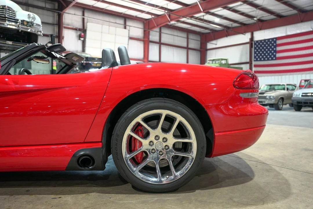 2004 Dodge Viper 3rd Gen - Image 5 of 31