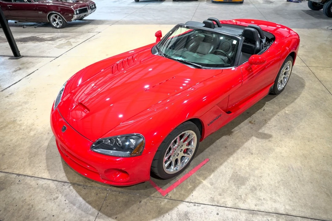 2004 Dodge Viper 3rd Gen - Image 15 of 31