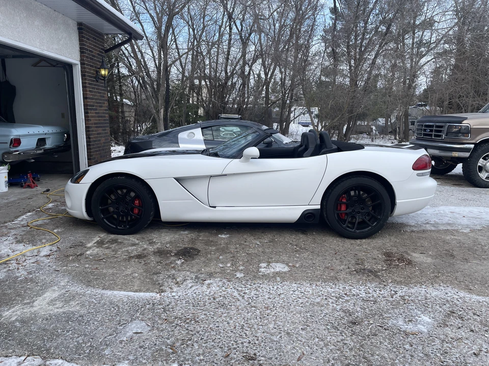2004 Dodge Viper 3rd Gen - Image 12 of 31