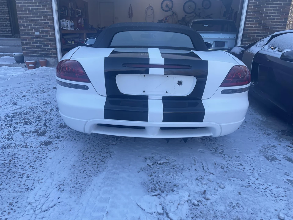 2004 Dodge Viper 3rd Gen - Image 16 of 31