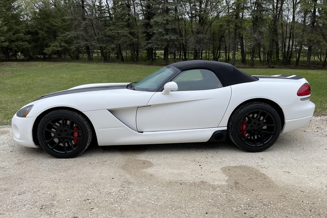 2004 Dodge Viper 3rd Gen - Image 3 of 31