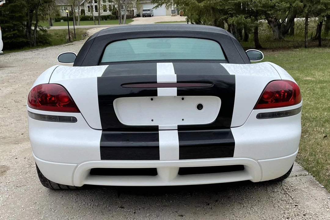 2004 Dodge Viper 3rd Gen - Image 5 of 31