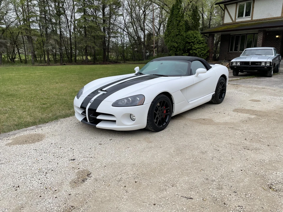 2004 Dodge Viper 3rd Gen - Image 8 of 31