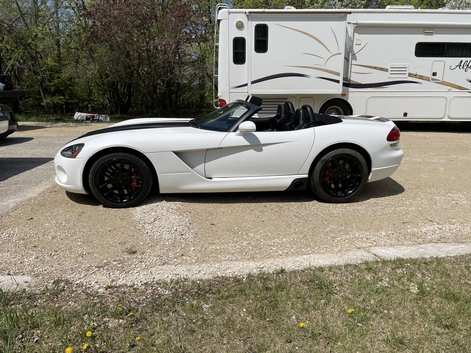 2004 Dodge Viper 3rd Gen - Image 10 of 31