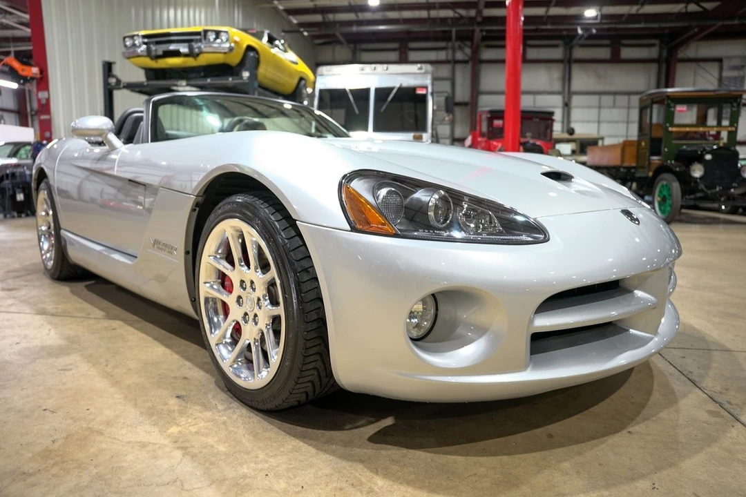 2004 Dodge Viper 3rd Gen - Image 12 of 12