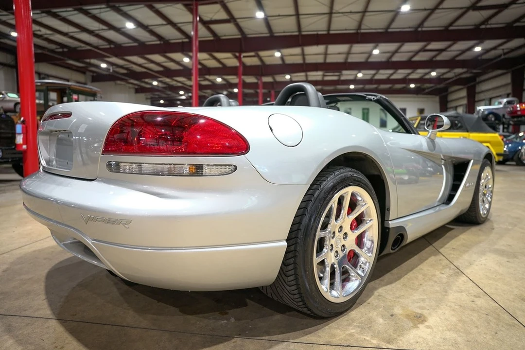 2004 Dodge Viper 3rd Gen - Image 8 of 12