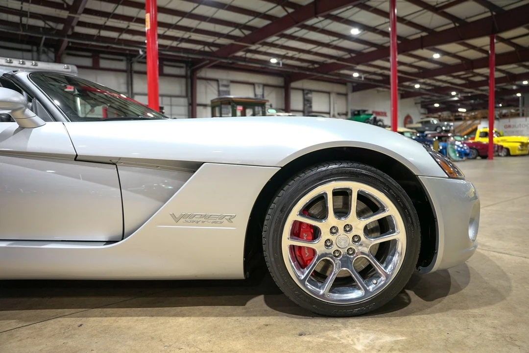 2004 Dodge Viper 3rd Gen - Image 11 of 12