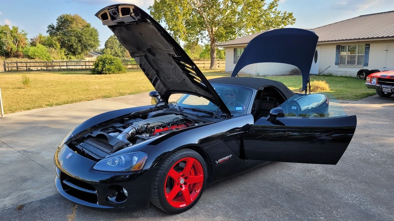 2004 Dodge Viper 3rd Gen - Image 12 of 21