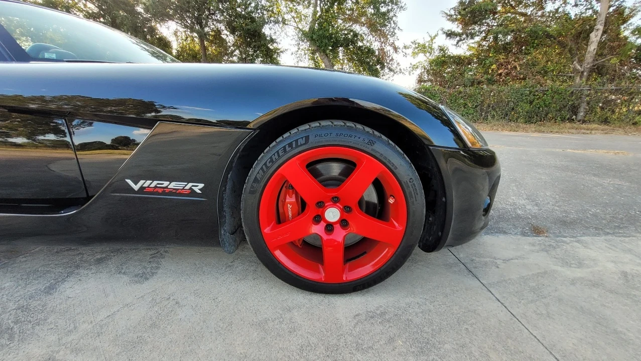 2004 Dodge Viper 3rd Gen - Image 16 of 21
