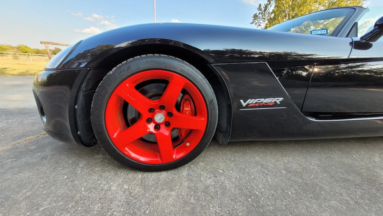 2004 Dodge Viper 3rd Gen - Image 17 of 21