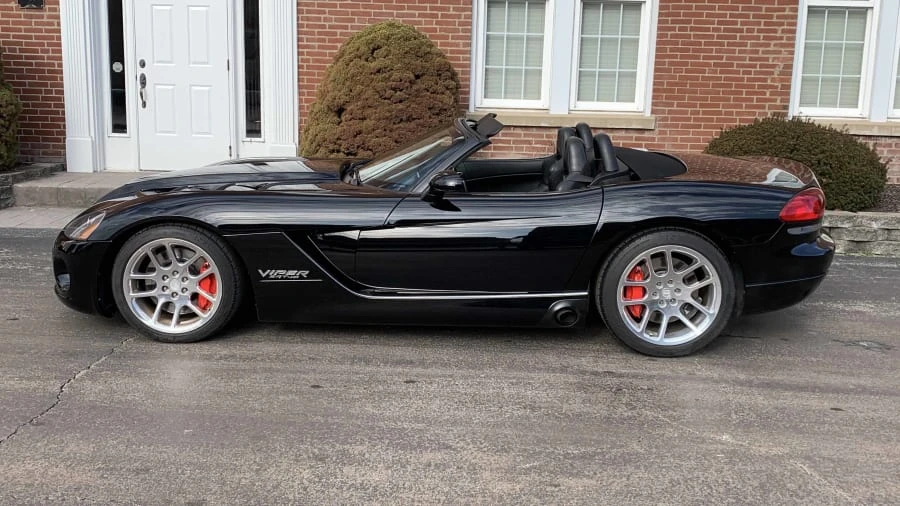 2004 Dodge Viper 3rd Gen - Image 5 of 10