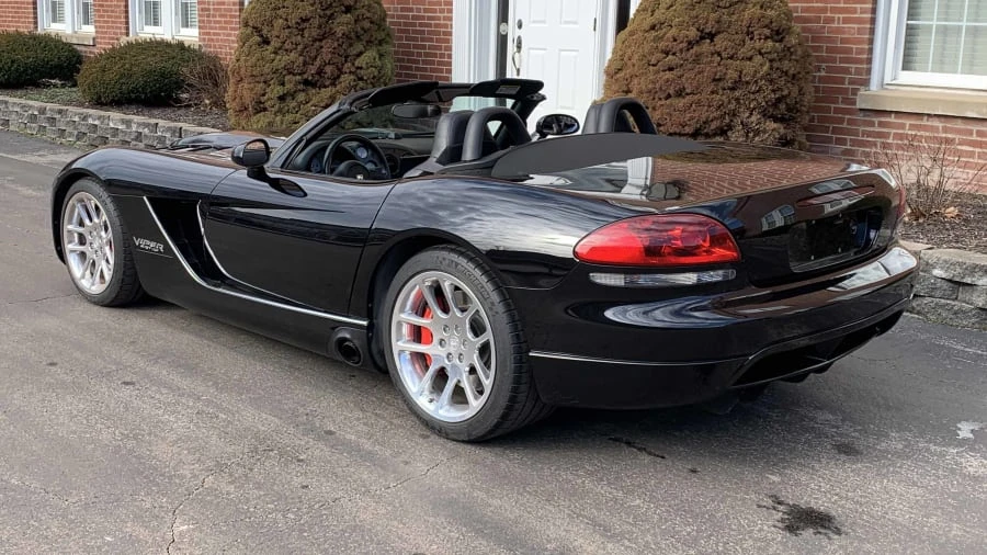 2004 Dodge Viper 3rd Gen - Image 6 of 10