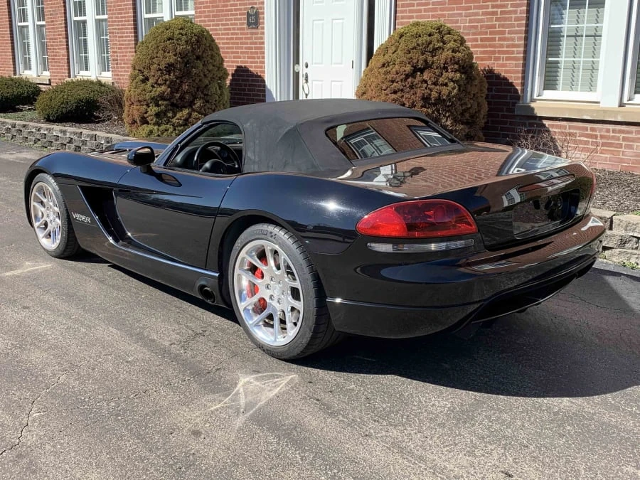 2004 Dodge Viper 3rd Gen - Image 3 of 10