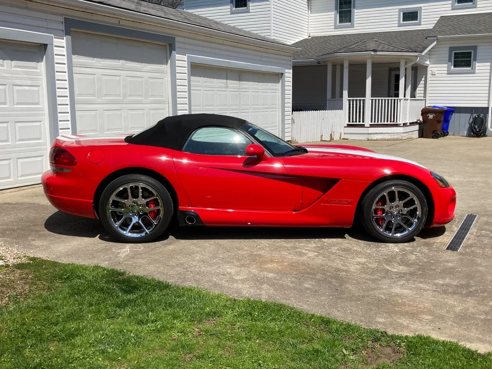2004 Dodge Viper 3rd Gen - Image 5 of 31