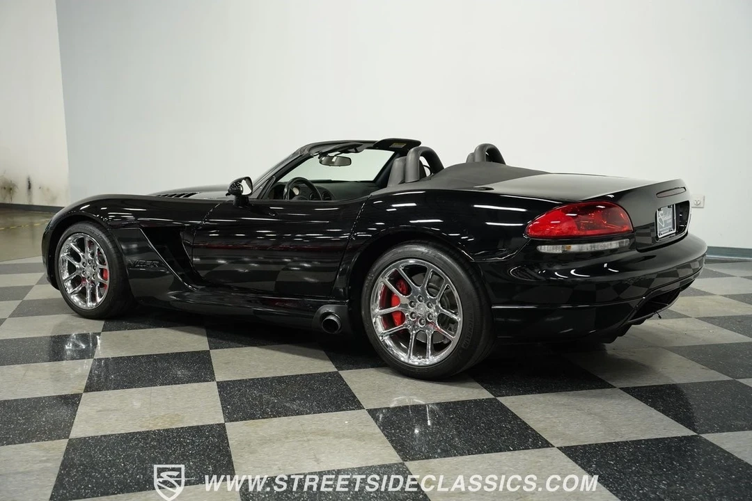 2004 Dodge Viper 3rd Gen - Image 9 of 12