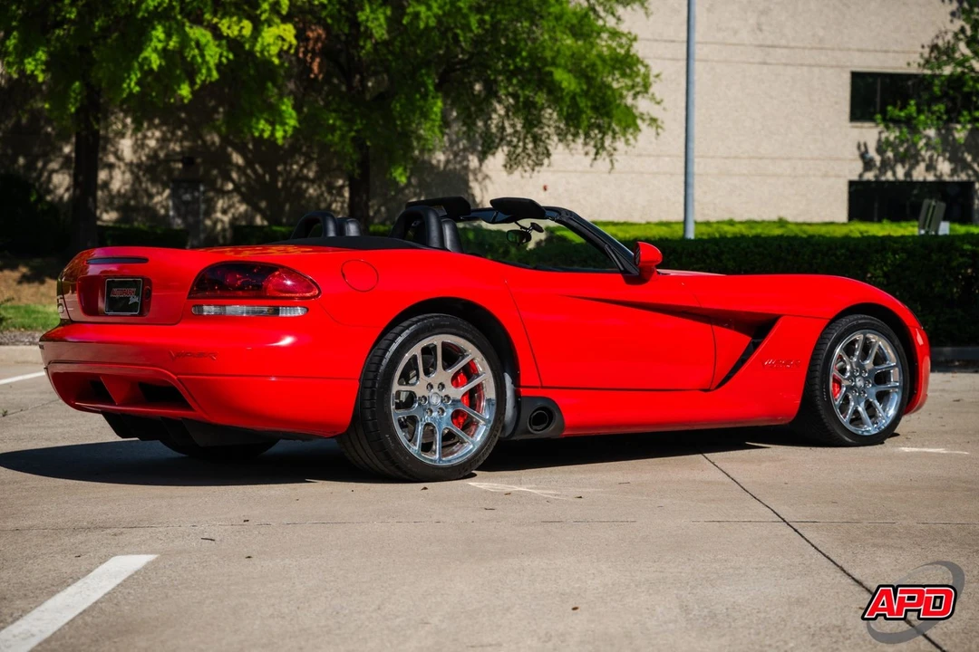 2004 Dodge Viper 3rd Gen - Image 5 of 12
