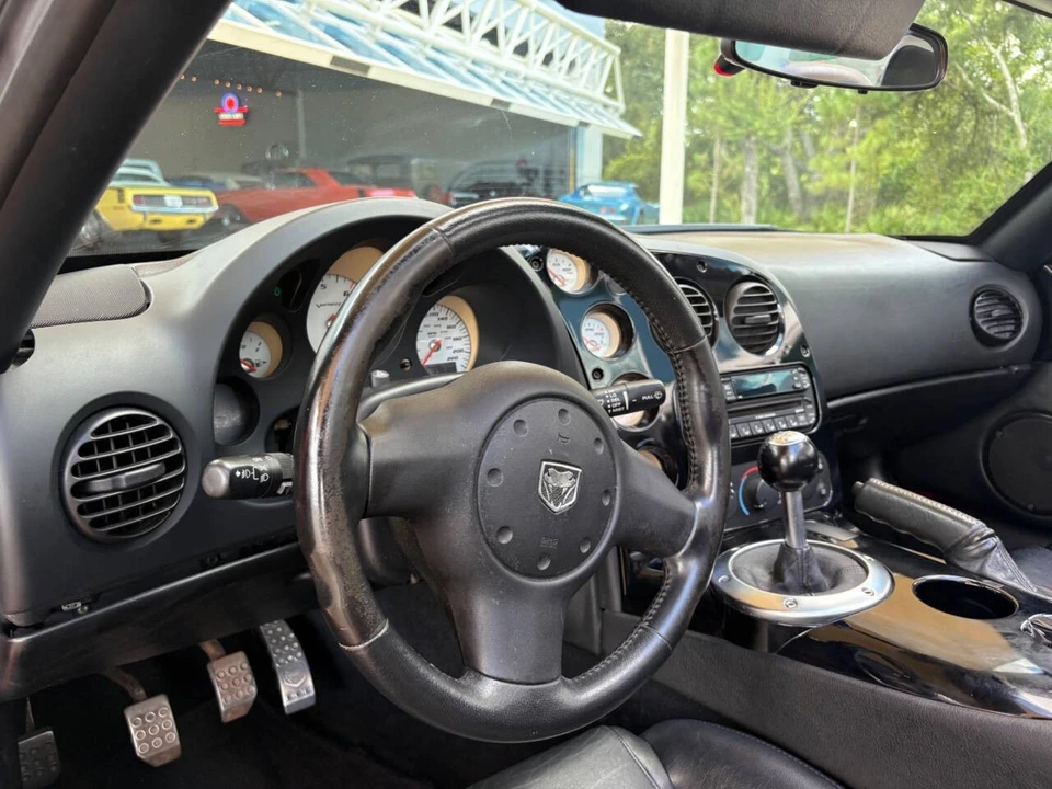 2004 Dodge Viper 3rd Gen - Image 26 of 31