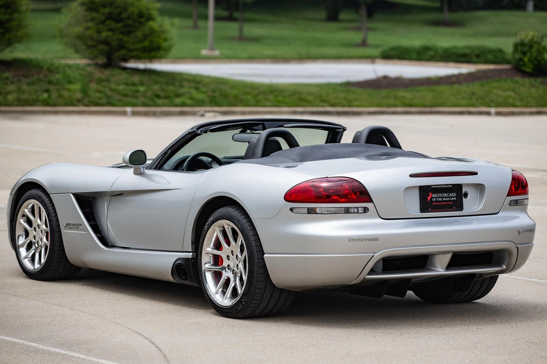 2004 Dodge Viper 3rd Gen - Image 20 of 31