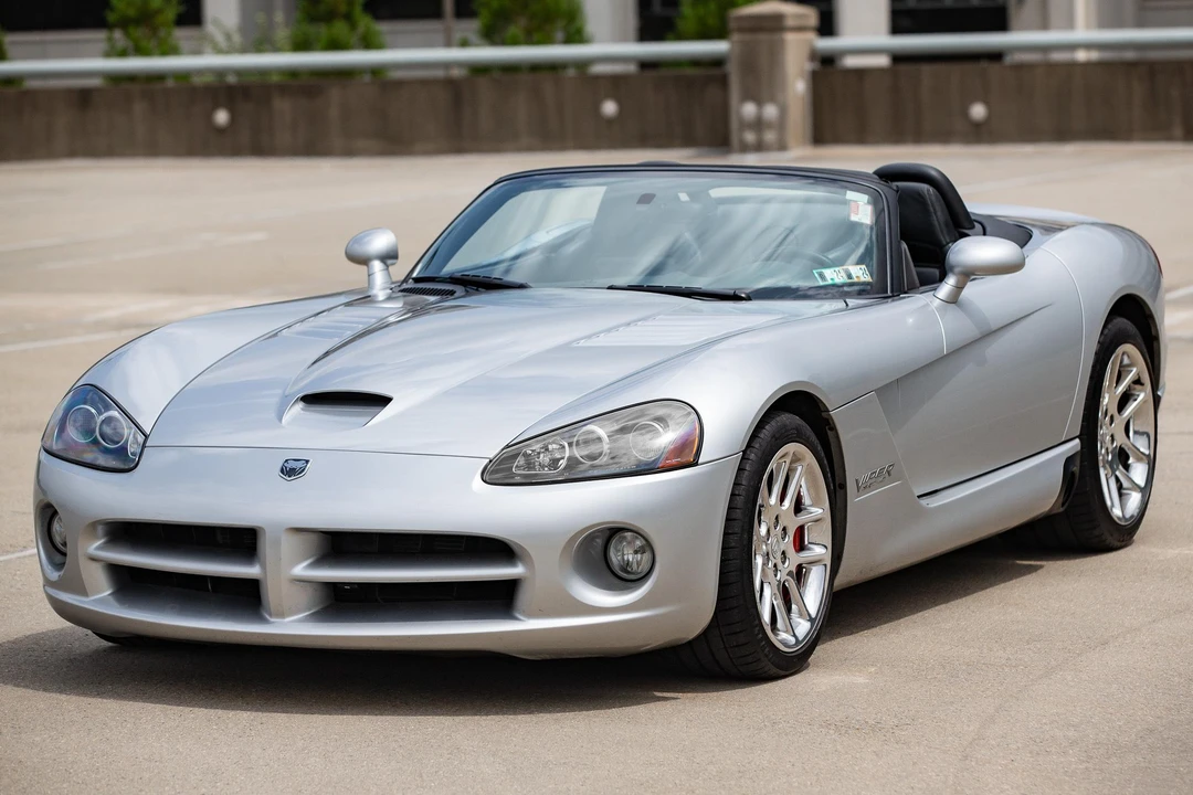 2004 Dodge Viper 3rd Gen - Image 9 of 31